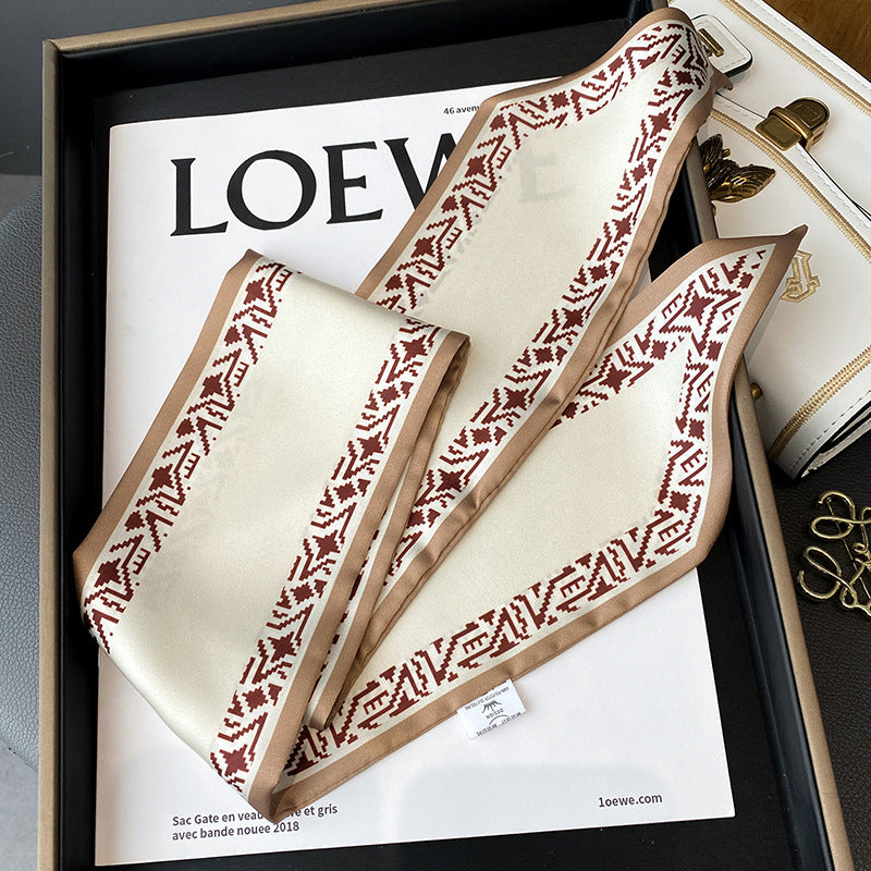 Foulard Ruban Imprimé – Blanc, bord bordeaux