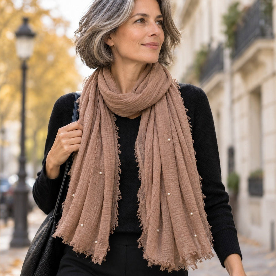 Étole Froissée à Perles – Noisette