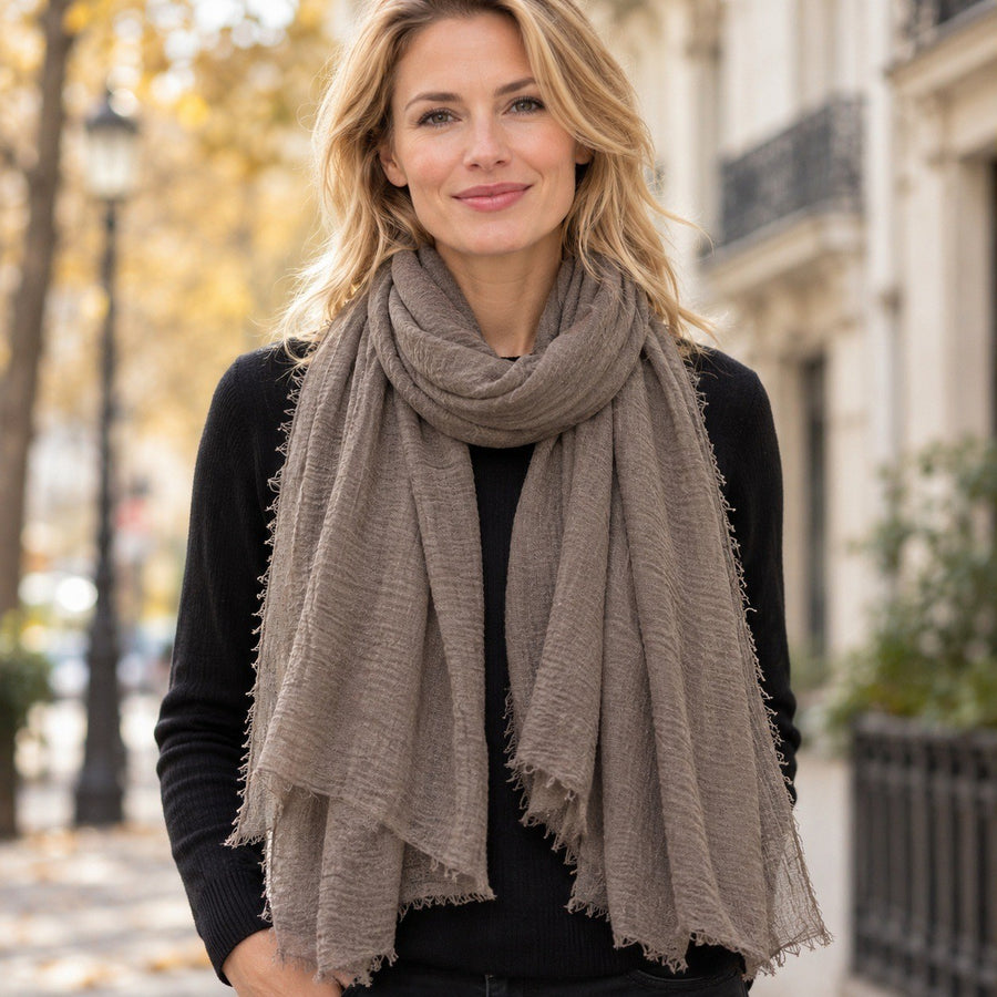 Étole Voile Plissé – Taupe