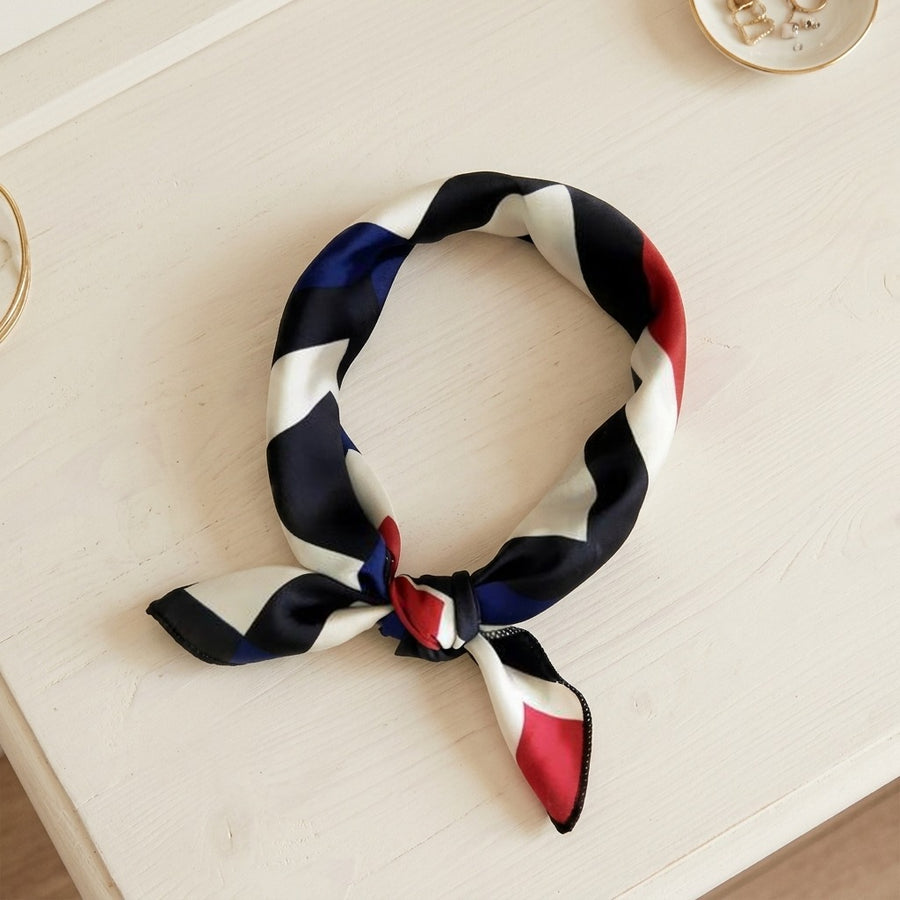 Mini Carré Satin 50 cm – Marine, blanc et rouge