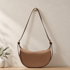Sac Croissant Tressé Camel & Marron – Brin de Charme