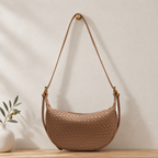 Sac Croissant Tressé Camel – Brin de Charme